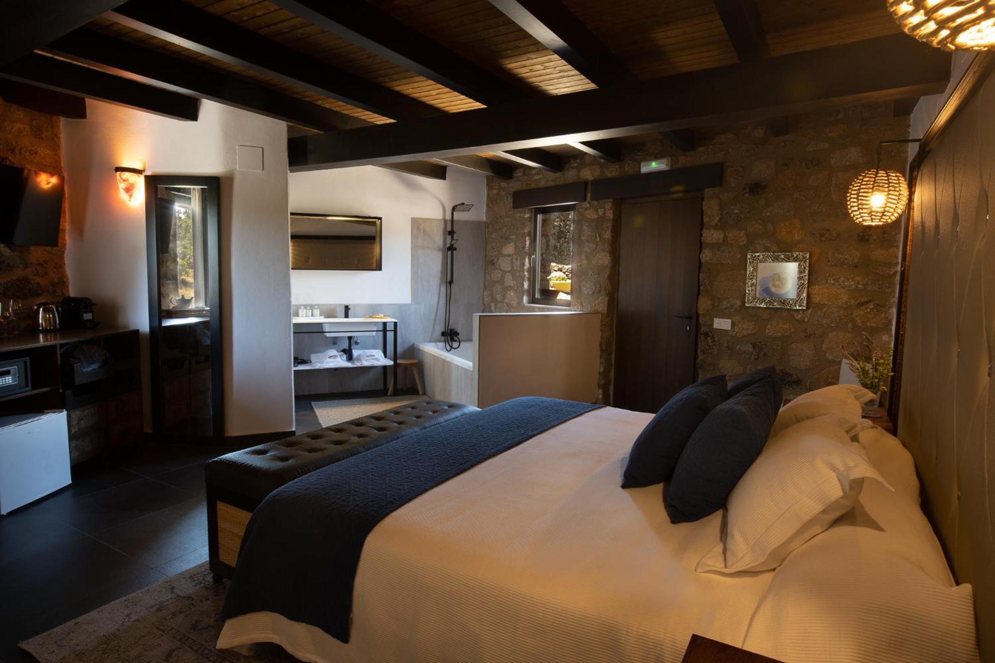 Aqua Et Oleum Hotel Villamiel Room photo